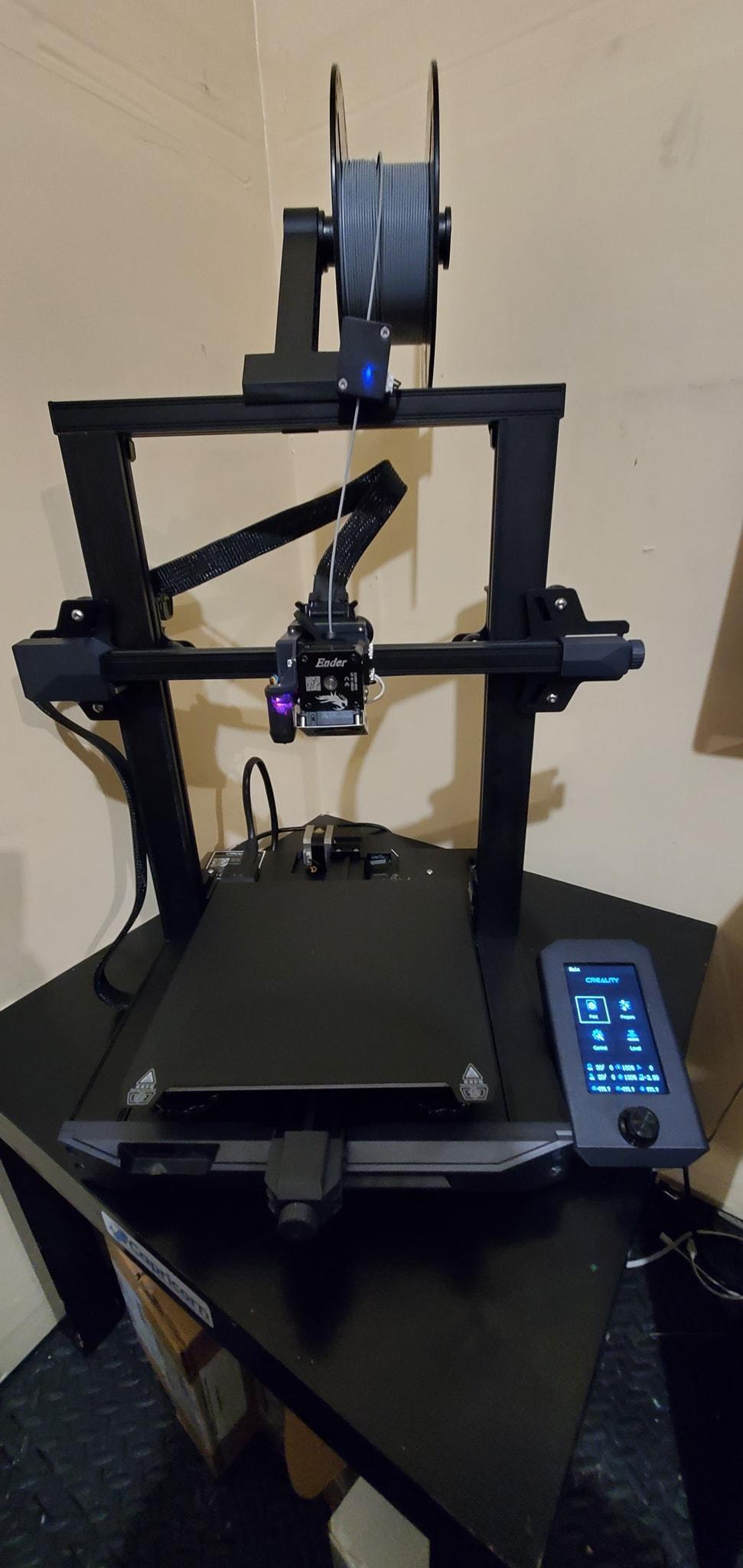 Conheça a ENDER 3 S1! Conheça a ENDER 3 S1!